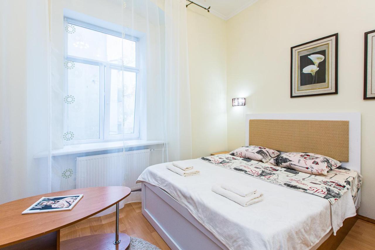 Біля Дзиги Сучасна Квартира На Вулиці Вірменській 35 Lviv Exterior photo